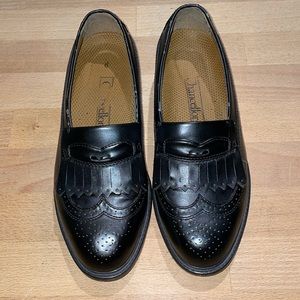 Black men’s wingtip dress shoes, size 8 1/2